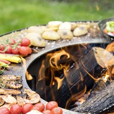 کورٹین اسٹیل گارڈن بی بی کیو گرلز ٹیبل