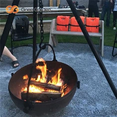 لکڑی کی آگ کو پکانے کا گڑھا